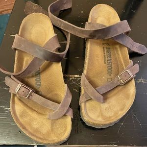 Birkenstock Yara size 39 in Habana oiled leather